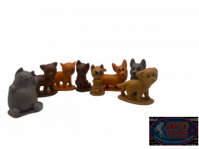 Набор мини-фигурок &quot;Кошечки, собачки&quot; 8 штук Набор фишек 8 штук "Кошечки, собачки". Материал-пластик. Высота 30мм, ширина 25 мм. 